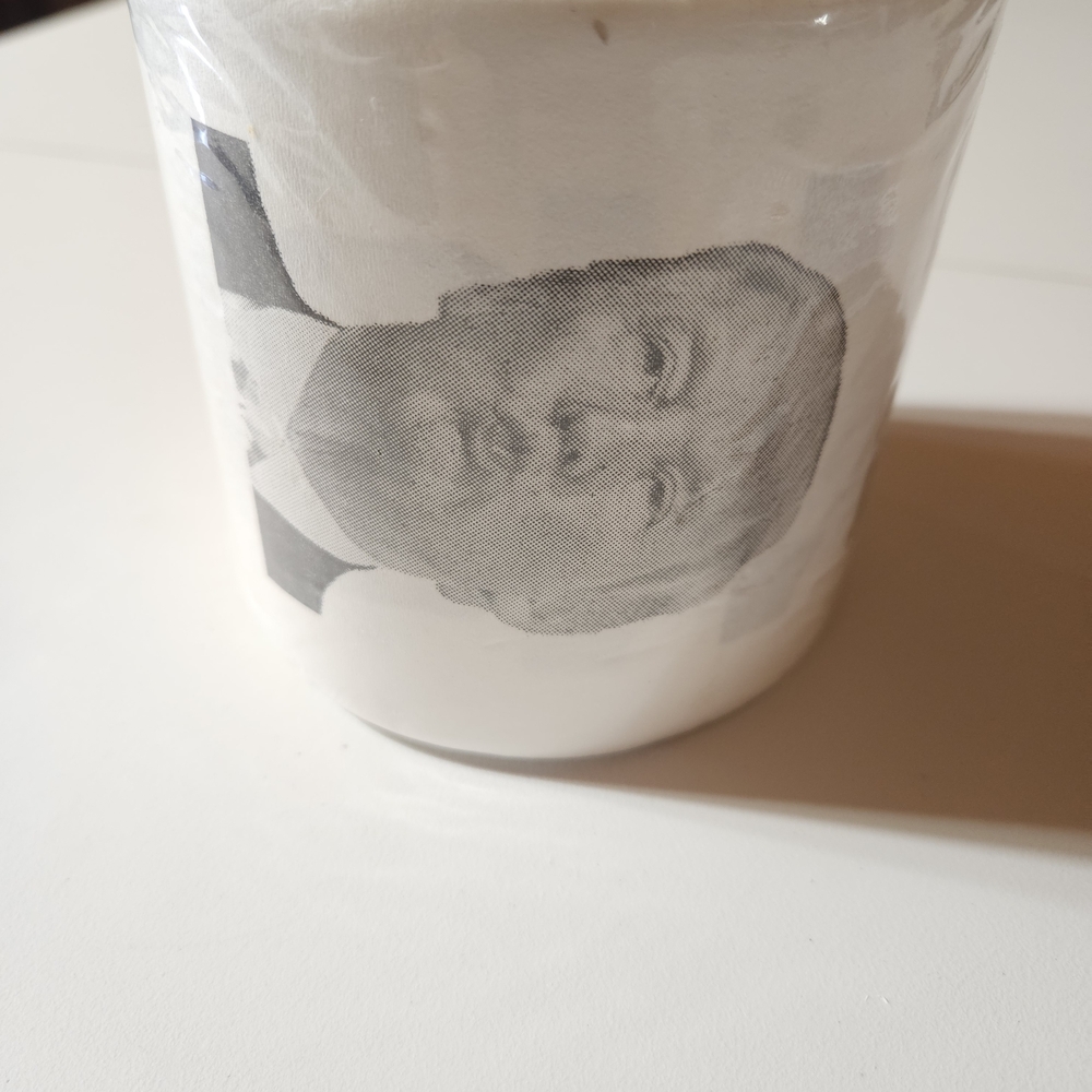 Novelty Toilet Paper with Face Print - Picture 2 of 5